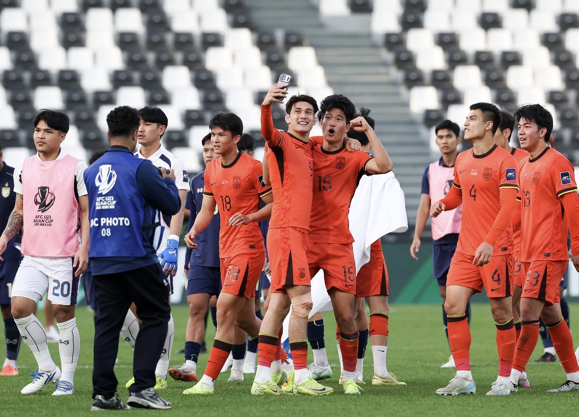 世界杯手机观看-5-3 3-2!亚洲足球变天:西亚豪强全出局 东亚或包4强 国足要加油